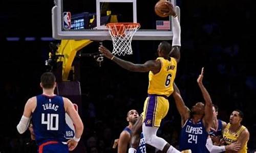 nba詹姆斯十佳球_詹姆斯十佳球2021